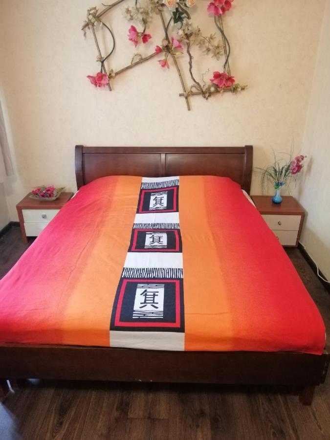Лепсе, 83д. Аеропорт Жуляны. Шалимова. Шулимова. Исида. ISIDA. метро Берестейская, Шулявская. Американское Посольство Киев Экстерьер фото